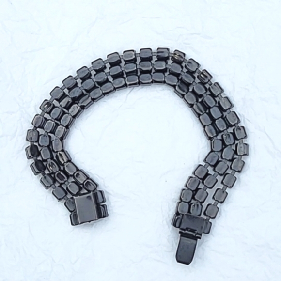 BLACK ENAMEL 3-STRAND RHINESTONE BRACELET - SHORTER LENGTH - Picture 2 of 6